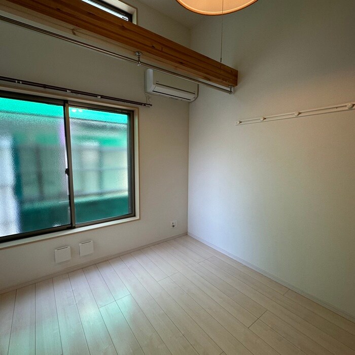 物件内観写真9　(居室)