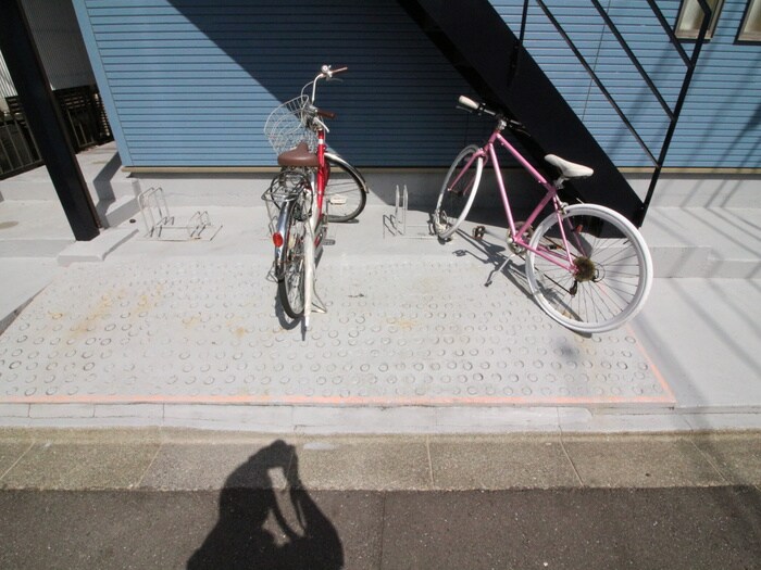 物件外観写真4　(建物設備)