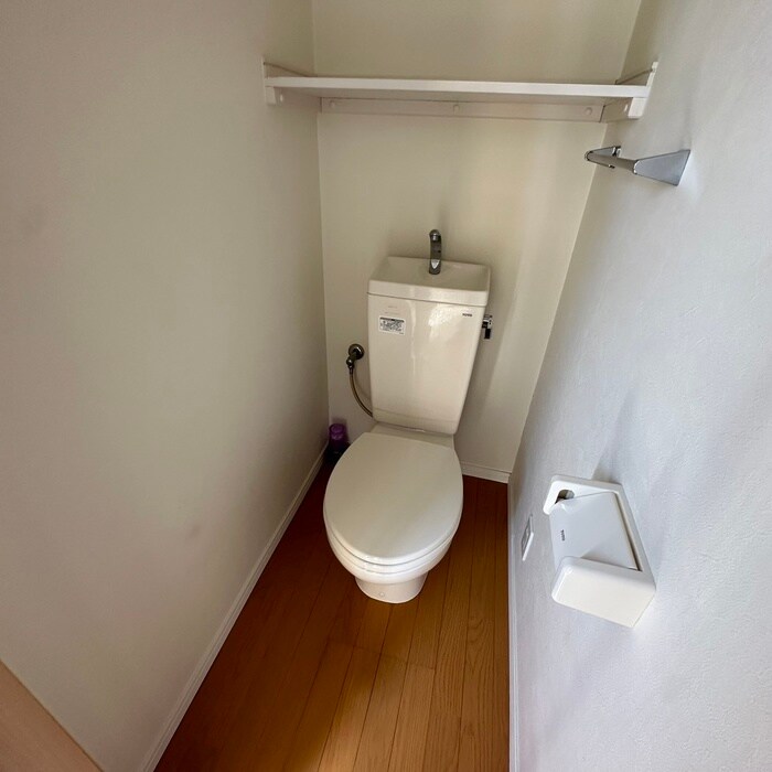 物件内観写真13　(トイレ)