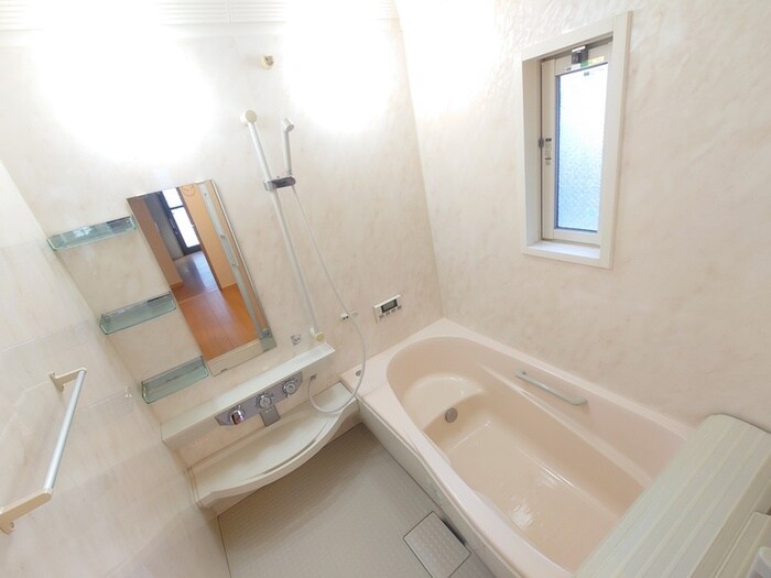 物件内観写真10　(バス／シャワールーム等)