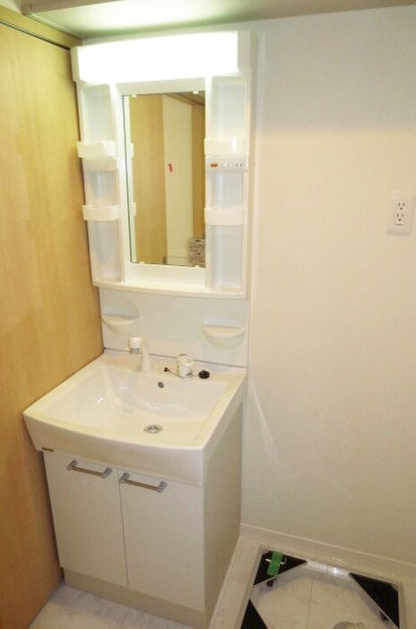 物件内観写真12　(洗面)