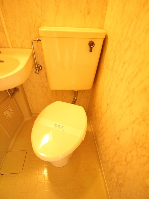 物件内観写真11　(トイレ)