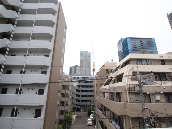 物件内観写真21　(室内からの展望)