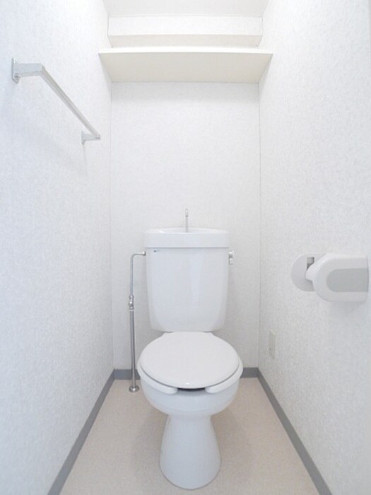 物件内観写真15　(トイレ)