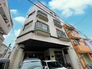 スプリングハウス外観写真