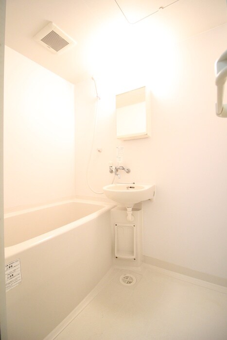 物件内観写真9　(バス／シャワールーム等)