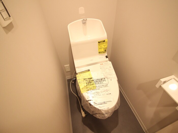 物件内観写真12　(トイレ)