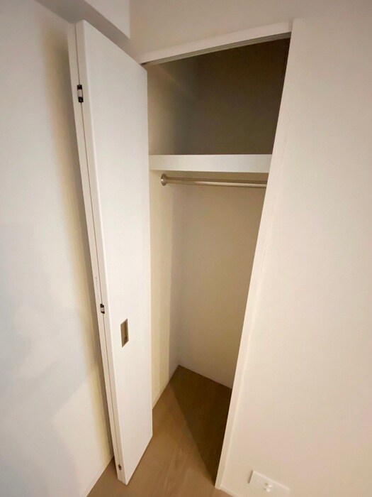 物件内観写真22　(収納)