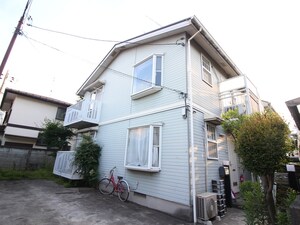 ジュネス国立外観写真
