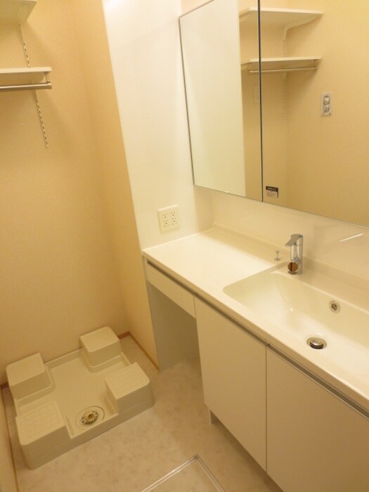 物件内観写真9　(洗面)