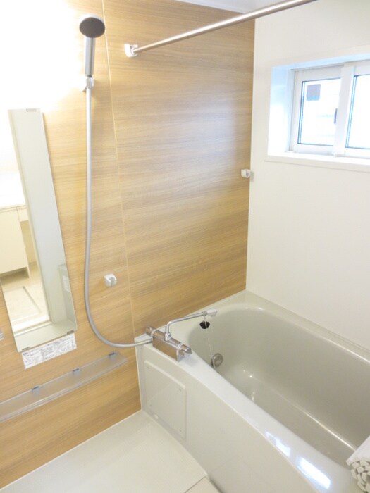 物件内観写真10　(バス／シャワールーム等)