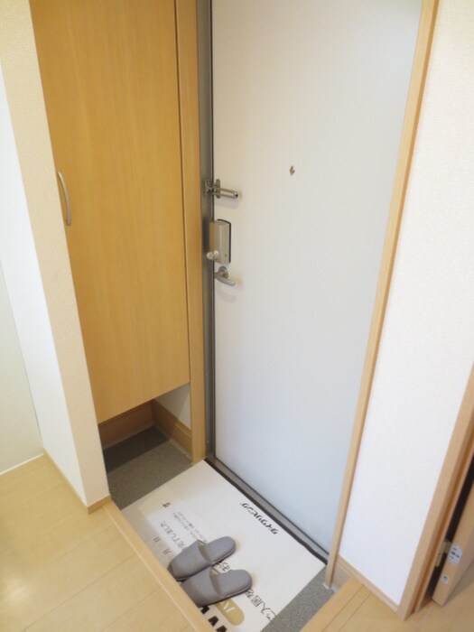 物件内観写真12　(靴箱)