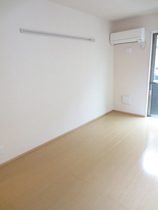 物件内観写真19　(居室)