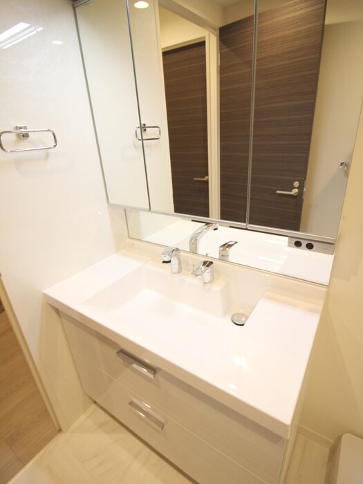 物件内観写真13　(洗面)