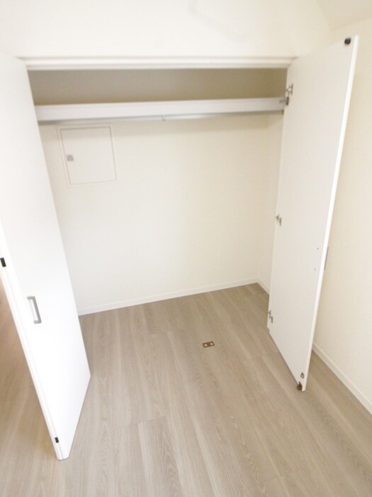 物件内観写真15　(収納)