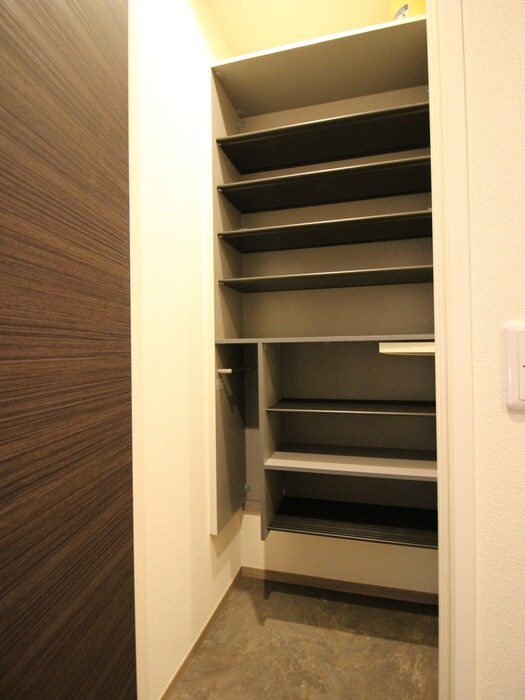 物件内観写真16　(靴箱)