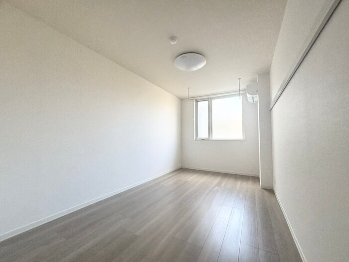 物件内観写真19　(居室)