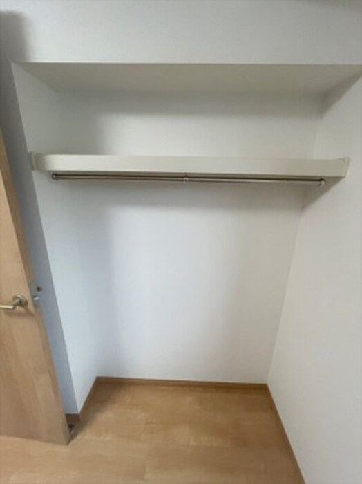物件内観写真11　(収納)