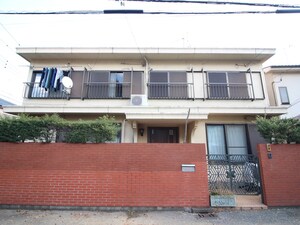 エステ山王外観写真