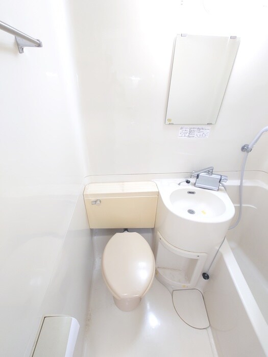 物件内観写真19　(トイレ)