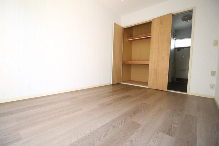 物件内観写真5　(居室)