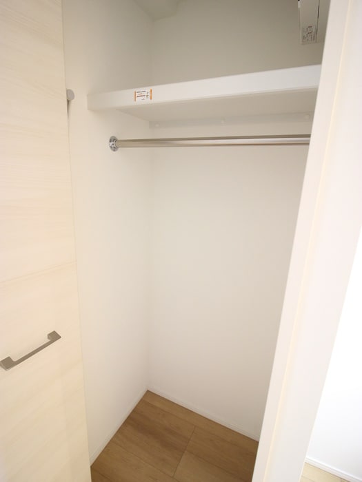 物件内観写真11　(収納)