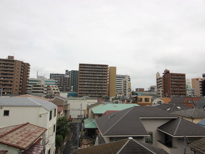 物件内観写真17　(室内からの展望)