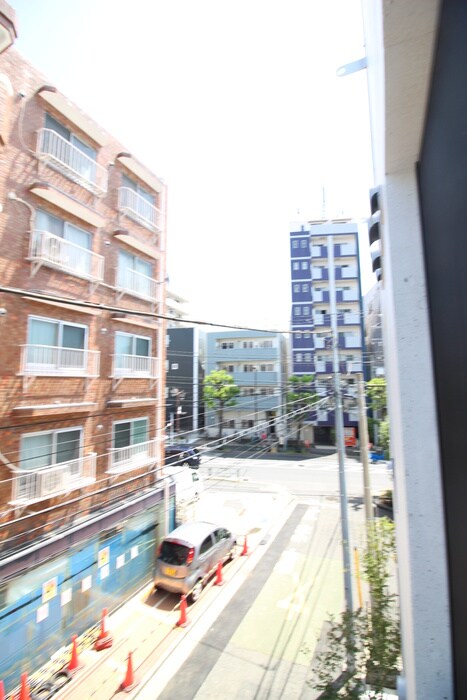 物件内観写真22　(室内からの展望)