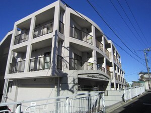 ﾗｲｵﾝｽﾞﾏﾝｼｮﾝ大倉山第11(305)外観写真