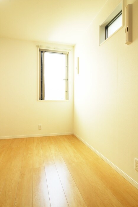 物件内観写真22　(居室)