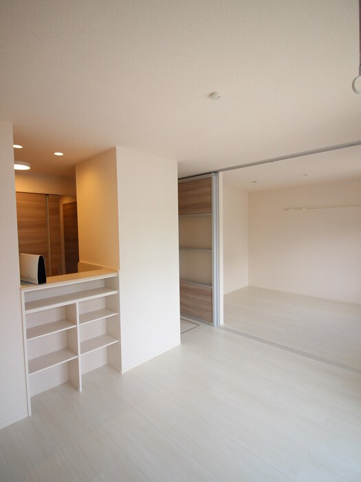 物件内観写真6　(居室)