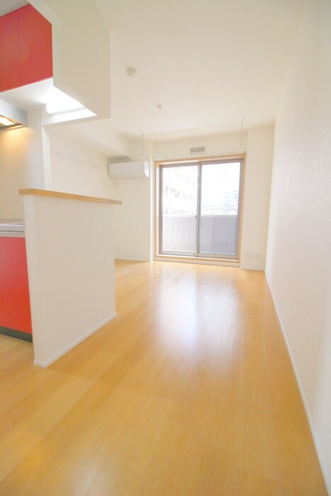 物件内観写真9　(室内からの展望)