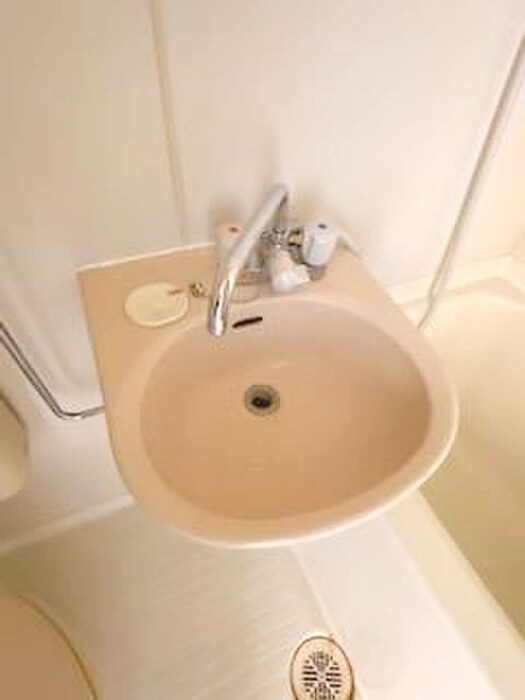 物件内観写真9　(洗面)