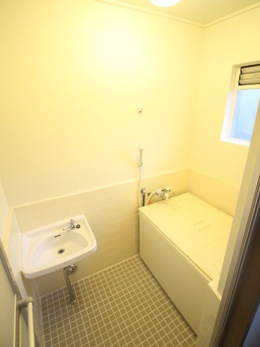 物件内観写真14　(バス／シャワールーム等)