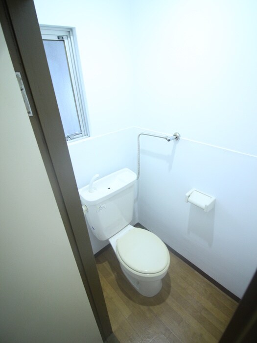 物件内観写真15　(トイレ)