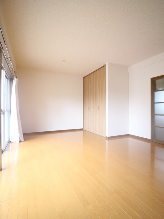 物件内観写真17　(居室)