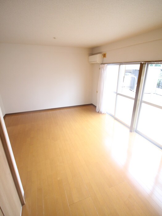 物件内観写真18　(居室)