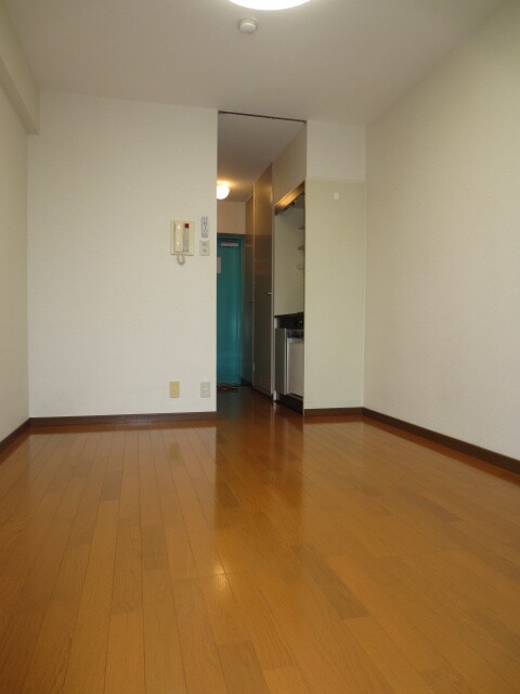 物件内観写真4　(収納)