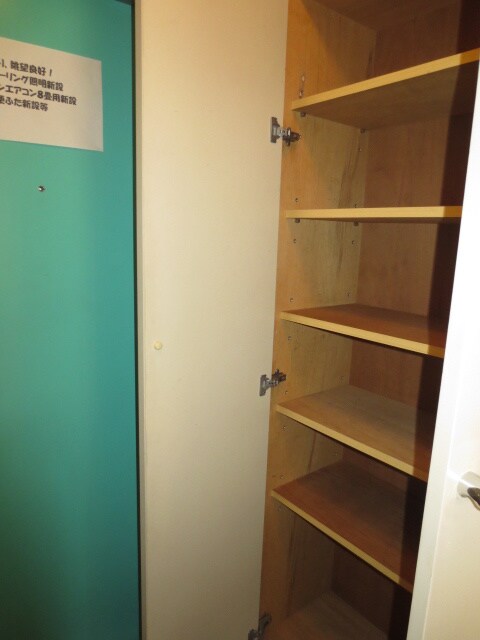 物件内観写真12　(靴箱)