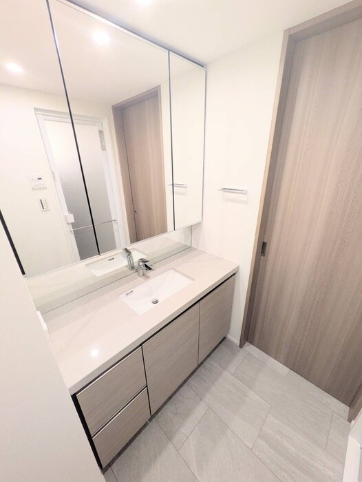 物件内観写真11　(洗面)