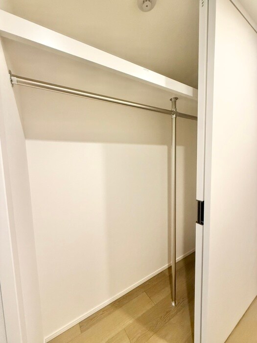 物件内観写真12　(収納)