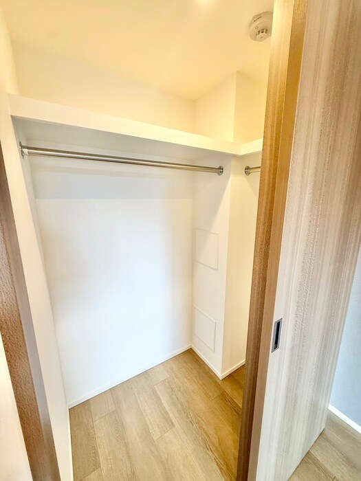 物件内観写真13　(収納)