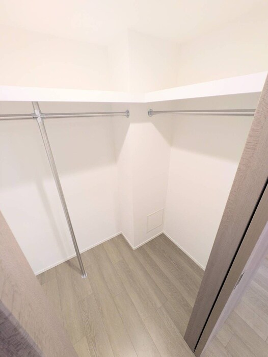 物件内観写真13　(収納)