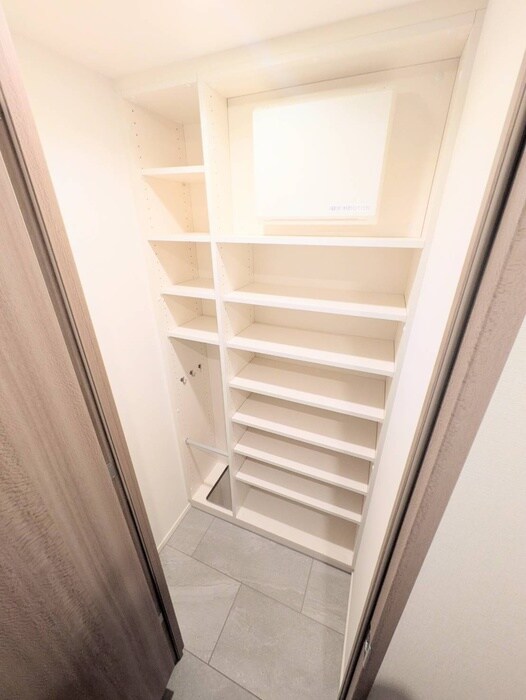 物件内観写真14　(靴箱)