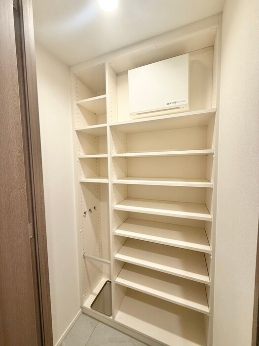 物件内観写真16　(靴箱)