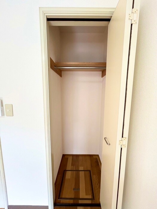 物件内観写真11　(収納)