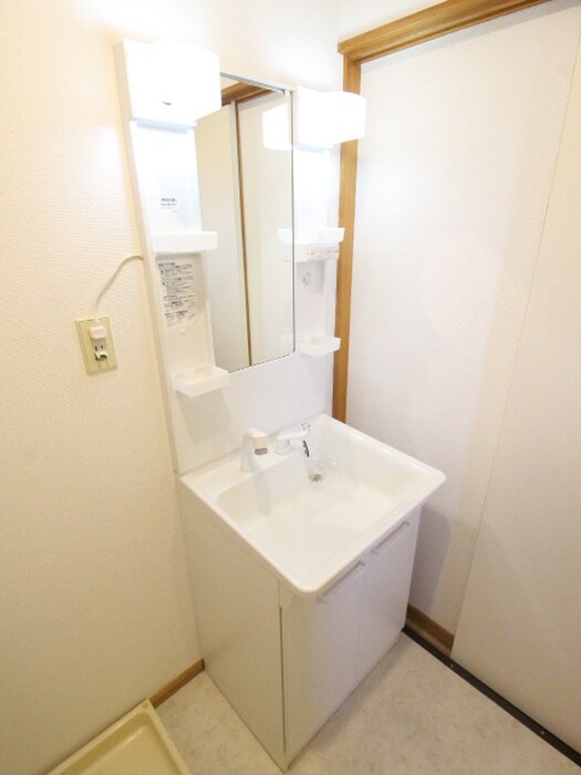 物件内観写真12　(洗面)