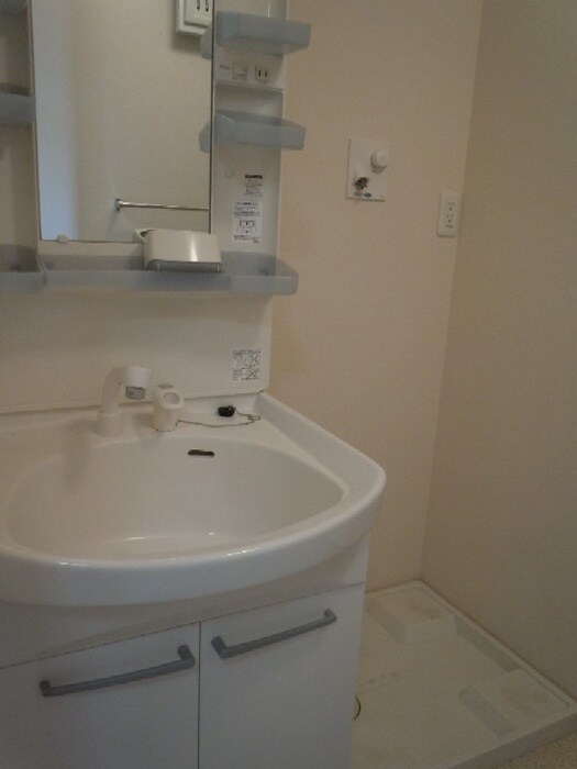 物件内観写真6　(洗面)