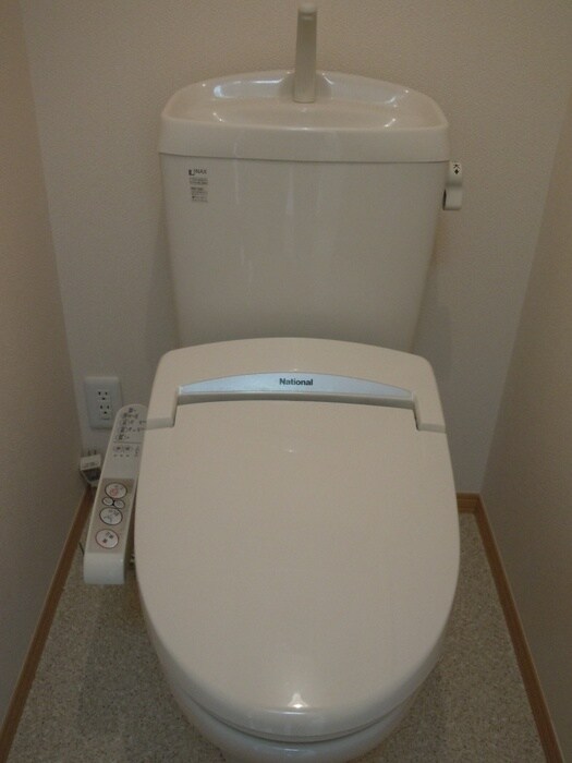 物件内観写真13　(トイレ)