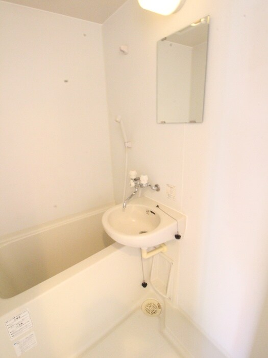 物件内観写真13　(バス／シャワールーム等)